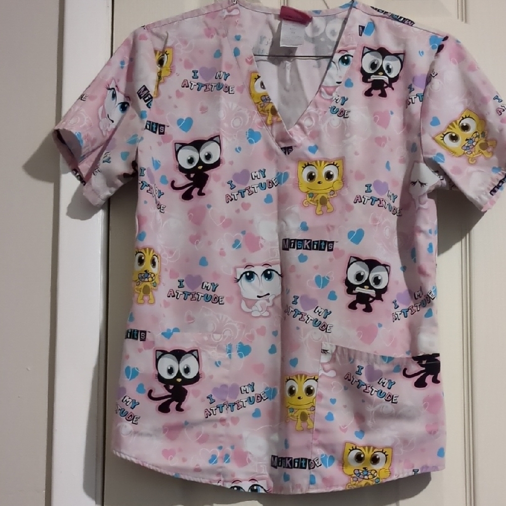 #201 SKITS Women’s XS Pink Cartoon Print V-Neck Scrub Top